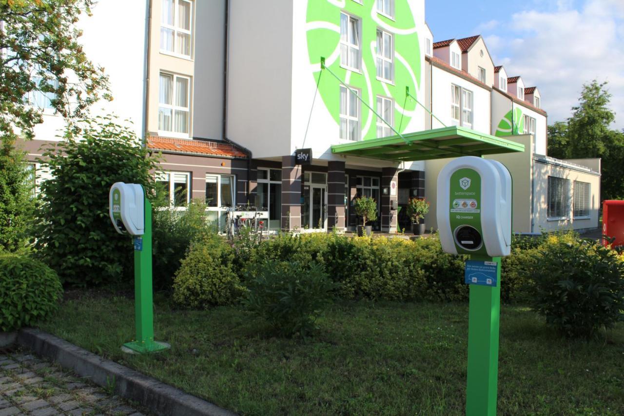 H+ Hotel Erfurt Exterior photo