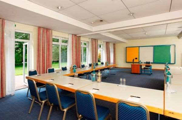 H+ Hotel Erfurt Facilities photo